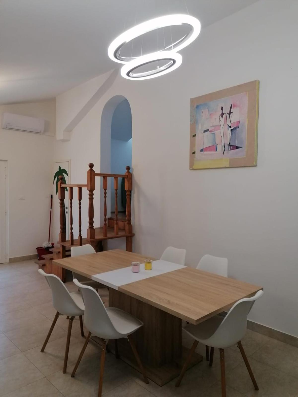 Apartments Villa Julia Trogir Exterior foto