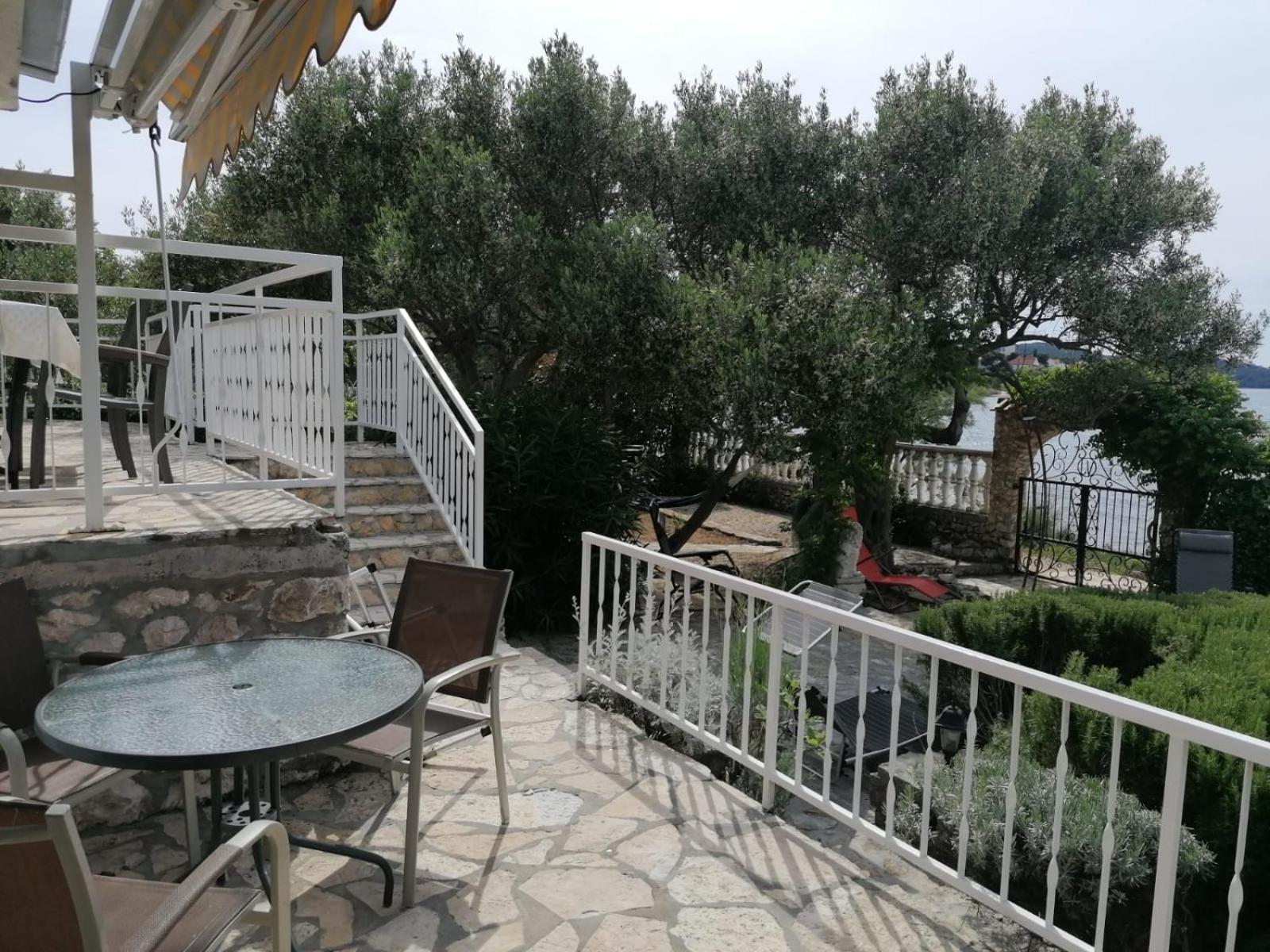 Apartments Villa Julia Trogir Exterior foto