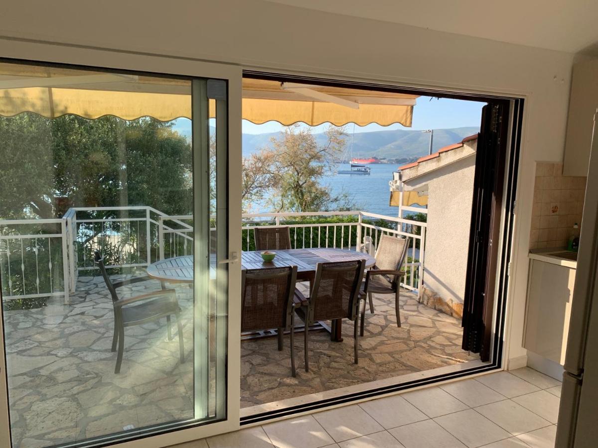 Apartments Villa Julia Trogir Exterior foto